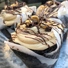 Load image into Gallery viewer, Assorted Cupcakes